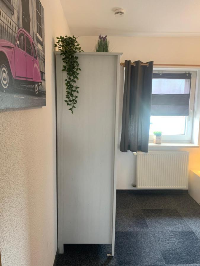 Hotel Zur Schleuse Datteln Bagian luar foto