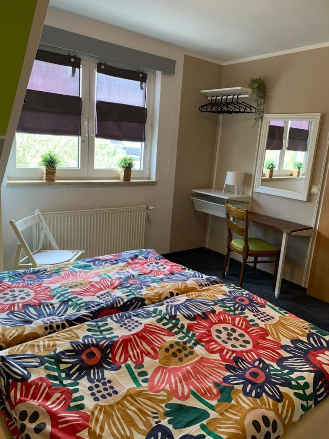 Hotel Zur Schleuse Datteln Bagian luar foto
